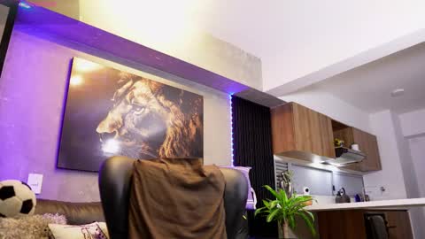 Snapshot of davidd_blake chatting on 10.19.25 David Blakee online show from 10.19.25