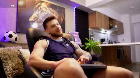 Snapshot of davidd_blake chatting on 10.21.25 David Blakee online show from 10.21.25