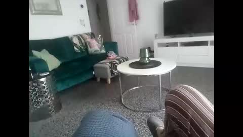 Snapshot of davidf75 chatting on 10.21.25 davidf75 online show from 10.21.25