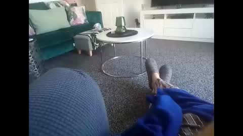 Snapshot of davidf75 chatting on 10.28.25 davidf75 online show from 10.28.25