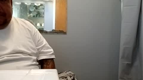 davidzhere222800 online show from 11.10.25