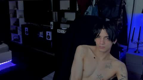 Snapshot of davisross chatting on 06.09.26 davis online show from 06.09.26