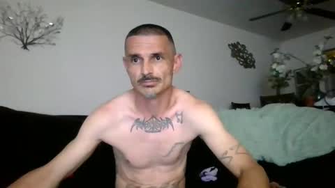 Snapshot of davpokeash chatting on 09.10.25 davpokeash online show from 09.10.25