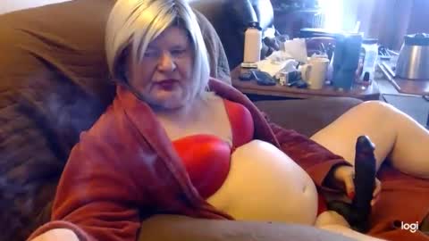 Snapshot of dawndoesall chatting on 03.05.25 dawndoesall online show from 03.05.25