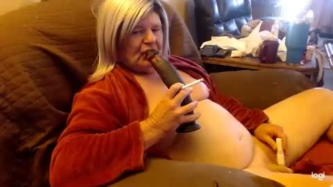 Snapshot of dawndoesall chatting on 11.07.25 dawndoesall online show from 11.07.25