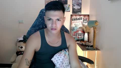 Snapshot of dax_x chatting on 01.04.25 JC LOVER BOY online show from 01.04.25