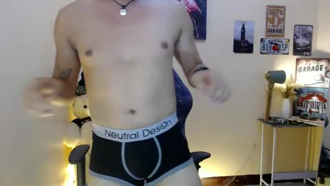 Snapshot of dax_x chatting on 02.21.25 JC LOVER BOY online show from 02.21.25
