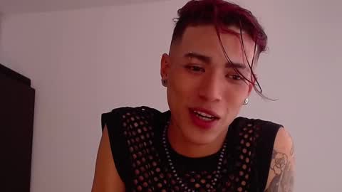 Snapshot of daxonreyy_ chatting on 11.08.25 Daxon online show from 11.08.25