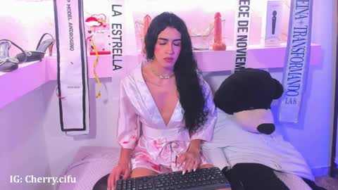 Dayana Hill online show from 03.30.26