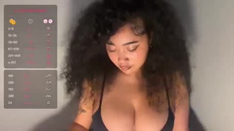 Snapshot of dayqueen1 chatting on 10.09.25 dayqueen1 online show from 10.09.25