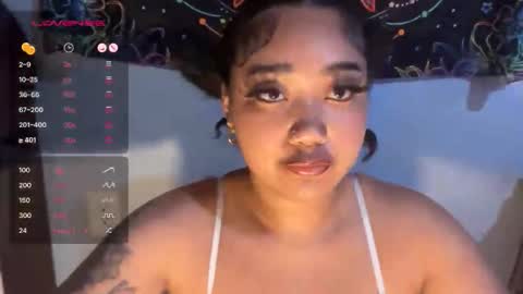 Snapshot of dayqueen1 chatting on 10.17.25 dayqueen1 online show from 10.17.25