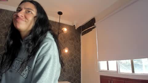 DAYRA ANGELS online show from 11.10.25