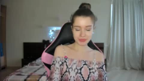 dazdrasmigdasue online show from 01.25.25