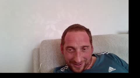 Snapshot of dazza2574 chatting on 10.25.25 dazza2574 online show from 10.25.25