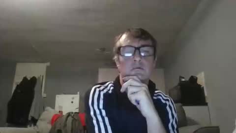 Dazzill online show from 11.03.25