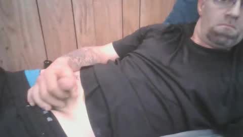 Snapshot of dboy614 chatting on 02.05.26 Alexander online show from 02.05.26