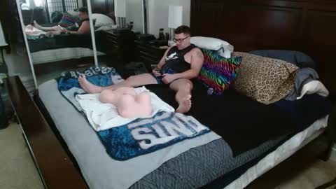 pleasing u online show from 09.28.25