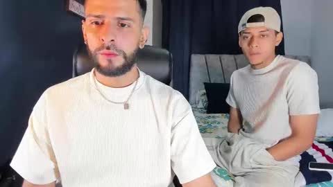 Snapshot of dcollins_ chatting on 10.07.25 dcollins_ online show from 10.07.25