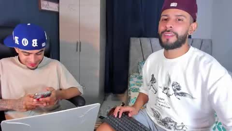 Snapshot of dcollins_ chatting on 10.14.25 dcollins_ online show from 10.14.25