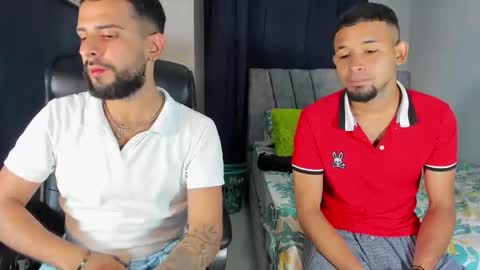 Snapshot of dcollins_ chatting on 11.05.25 dcollins_ online show from 11.05.25