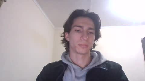 Snapshot of dd_veas chatting on 06.27.26 lonely boy online show from 06.27.26