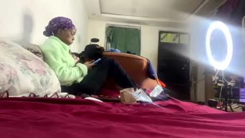 Snapshot of de_maskedcouple chatting on 07.12.26 de_maskedcouple online show from 07.12.26