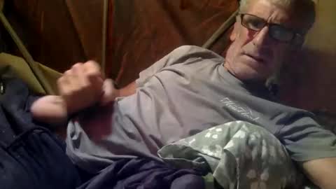 Snapshot of deanofflove221000 chatting on 01.18.26 deanofflove221000 online show from 01.18.26