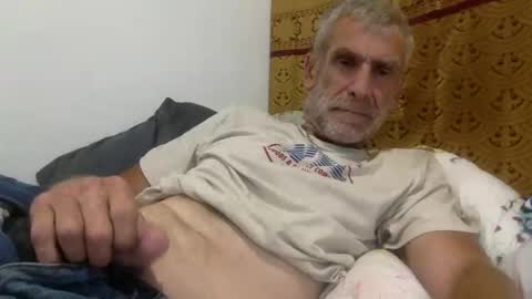 Snapshot of deanofflove221000 chatting on 02.12.26 deanofflove221000 online show from 02.12.26