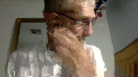 Snapshot of deanofflove221000 chatting on 02.27.26 deanofflove221000 online show from 02.27.26