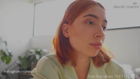 Snapshot of dearnina chatting on 12.19.24 NINA 30OFF online show from 12.19.24