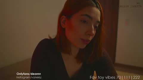 Snapshot of dearnina chatting on 02.23.25 NINA 30OFF online show from 02.23.25