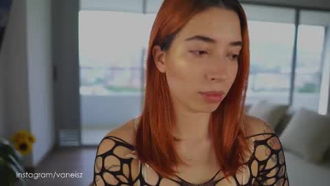 Snapshot of dearnina chatting on 09.11.25 NINA 30OFF online show from 09.11.25