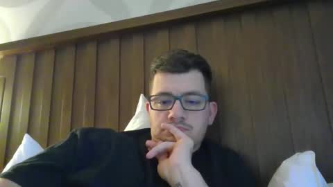Snapshot of deathbysmiles chatting on 10.24.25 deathbysmiles online show from 10.24.25