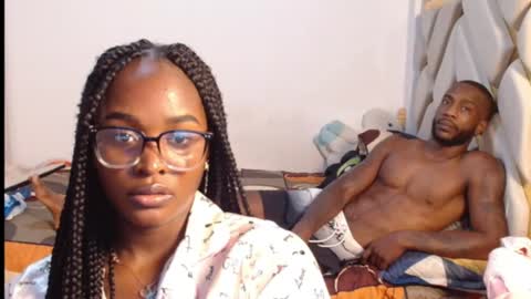 Snapshot of debayokaia chatting on 06.18.26 debayo online show from 06.18.26