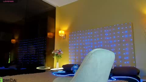 Snapshot of debbie_taylor chatting on 04.18.26 Debbie Mon Tue Fri Sun Sat GMT 3 1000am - 0400pm online show from 04.18.26