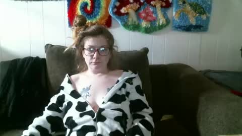 Snapshot of debbieafterhours69 chatting on 04.14.26 DEBBIE online show from 04.14.26