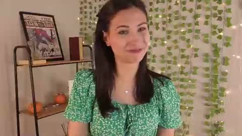 Snapshot of deborahreyes chatting on 07.04.26 Sofia online show from 07.04.26