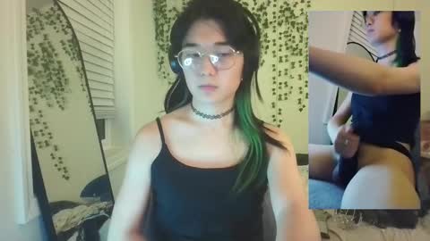 deciduousdoll online show from 10.06.25