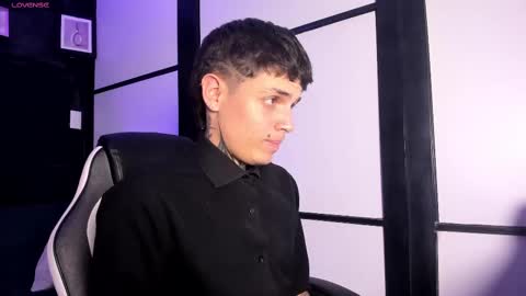 declan_fox online show from 10.03.25