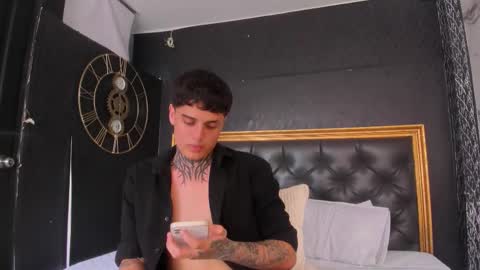 declan_fox online show from 10.22.25