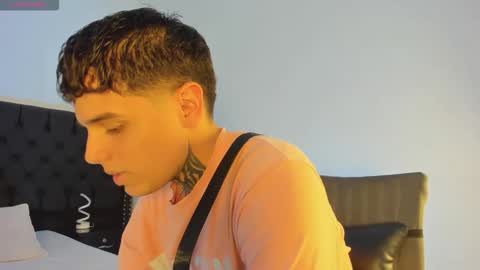 declan_fox online show from 11.02.25