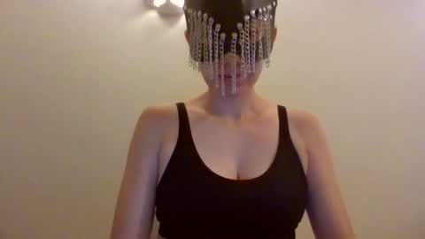 Dee Breeze online show from 09.23.25