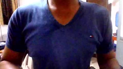 Snapshot of deepak4ualways chatting on 10.13.25 sandy4umylove2014 online show from 10.13.25