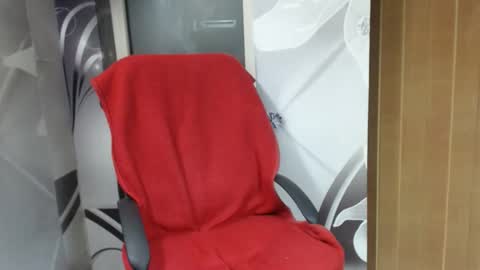 Snapshot of deepintoyourmind chatting on 02.14.26 hi guys i m a cute milf i m here for good time and nice people pls be respectfool and enjoy me online show from 02.14.26