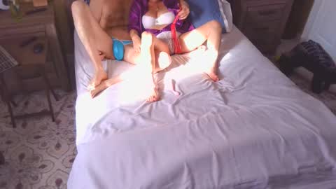 Snapshot of deeplyhydrates chatting on 02.21.26 deeplyhydrates online show from 02.21.26