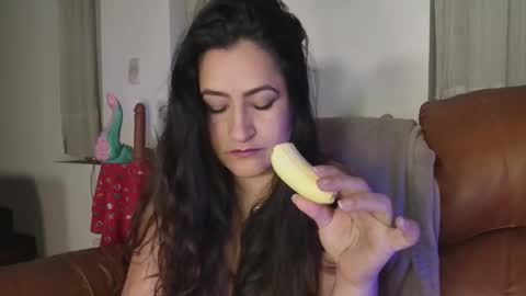 Snapshot of deesseluxure_ chatting on 10.19.25 Andre online show from 10.19.25