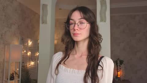 Snapshot of defeded_lovee chatting on 09.28.25 Amy online show from 09.28.25