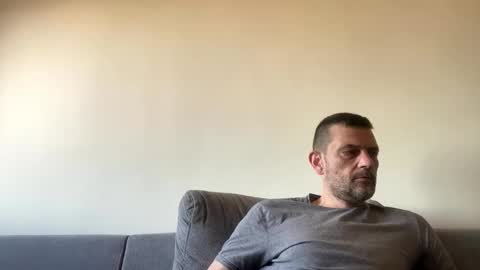 Snapshot of defloy chatting on 11.14.25 Defloy online show from 11.14.25