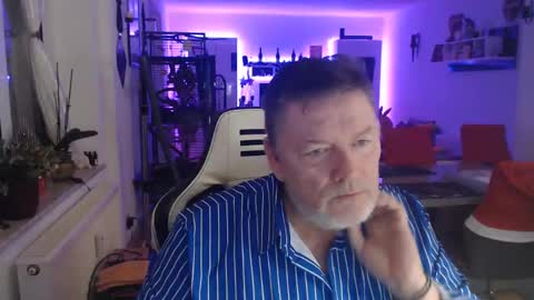 Snapshot of deinprinz2312 chatting on 12.23.24 deinprinz2312 online show from 12.23.24