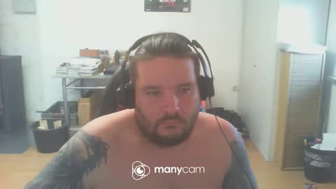 Snapshot of deinspielzeug87 chatting on 01.11.25 deinspielzeug87 online show from 01.11.25